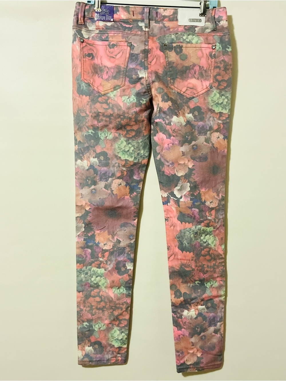 Karma Blue Women’s Size 13 Pink Multicolor Floral Stretch Jeans NWT - Picture 10 of 16